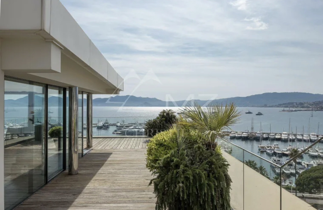 Penthouse - Cannes