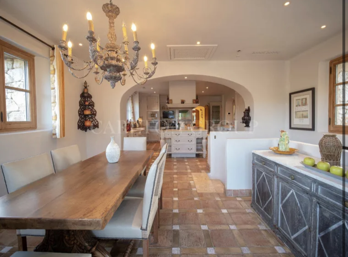 Private Estate - Tanneron