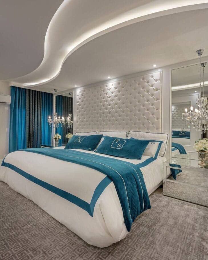 4 Bedroom Mansion in Harrisburg