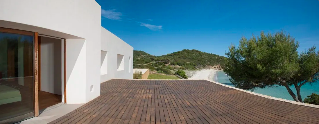 Seafront Headway - Sardinia