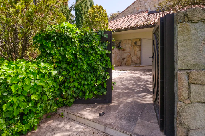 Wonderful Villa In The Best Area Of La Moraleja, Madrid