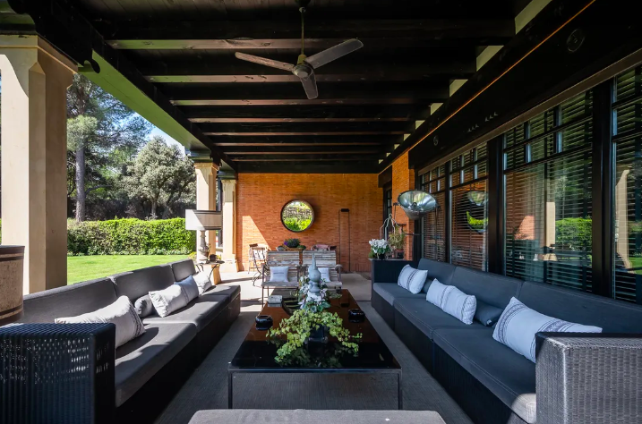 Wonderful Villa In La Moraleja, Madrid